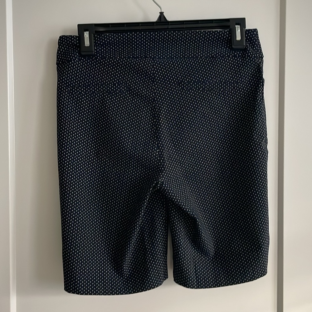Hillary Radley Bermuda shorts black with white print LIKE NEW - Picture 7 of 7